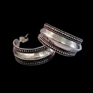 Vintage Sterling Silver Raised Midline Granulated Edge Accent 925 Hoops Earrings